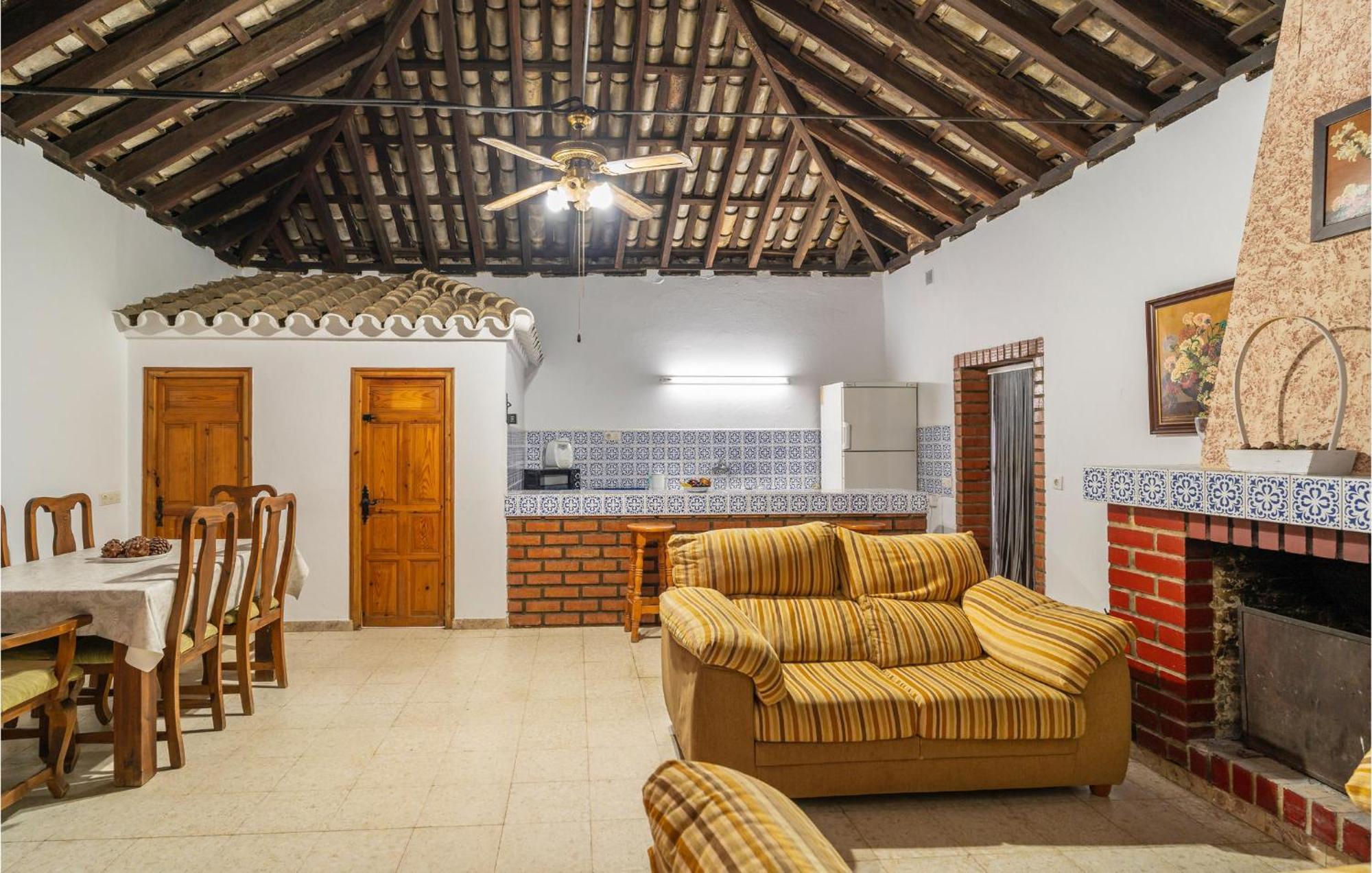 Beautiful Home In Algar With Indoor Swimming Pool מראה חיצוני תמונה